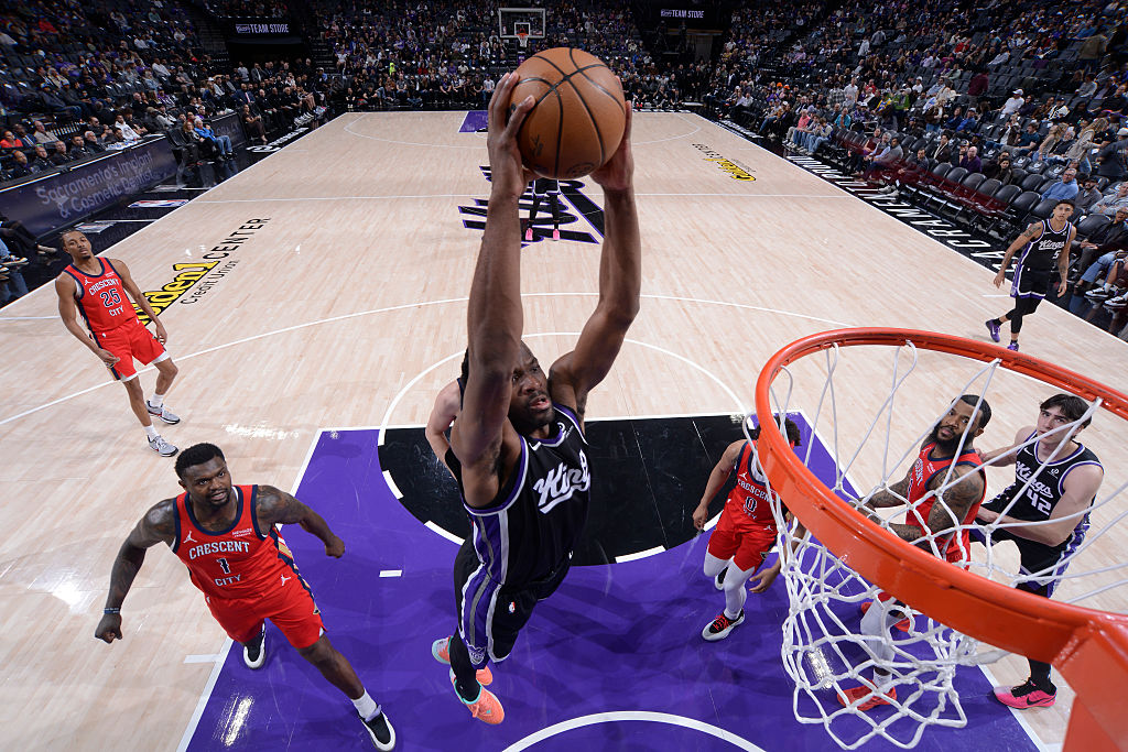 SACRAMENTO, CA - MARCH 5: Precious Achiuwa #9 of the Sacramento Kings dunks the ball during the game against the New Orleans Pelicans on March 5, 2026 at Golden 1 Center in Sacramento, California. NOTE TO USER: User expressly acknowledges and agrees that, by downloading and or using this Photograph, user is consenting to the terms and conditions of the Getty Images License Agreement. Mandatory Copyright Notice: Copyright 2026 NBAE (Photo by Rocky Widner/NBAE via Getty Images)