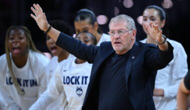 Geno Auriemma criticizes NCAA’s women’s double‑regional format – NBC Los Angeles