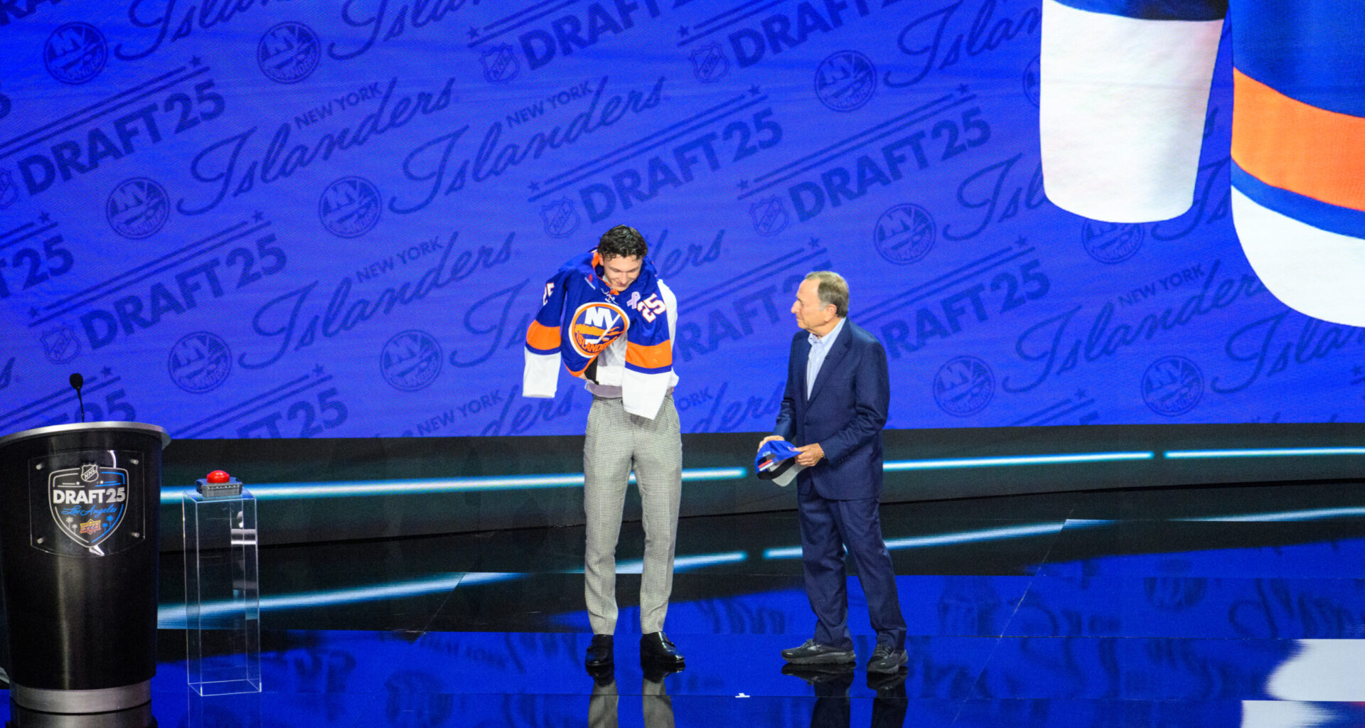 Schaefer Talks 'Schaefer Effect', Relationship With Sharks' Misa