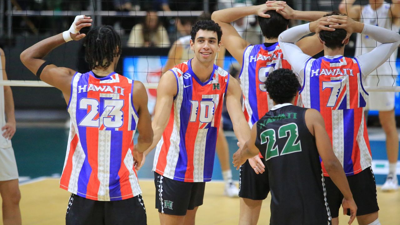 Hawaii opposite Kristian Titriyski, middle, seen against No. 1 UCLA at the Stan Sheriff Center last weekend. Titriyski returned to the Rainbow Warriors' starting lineup in two wins at Long Beach State on Friday and Saturday, a program first since 2015.