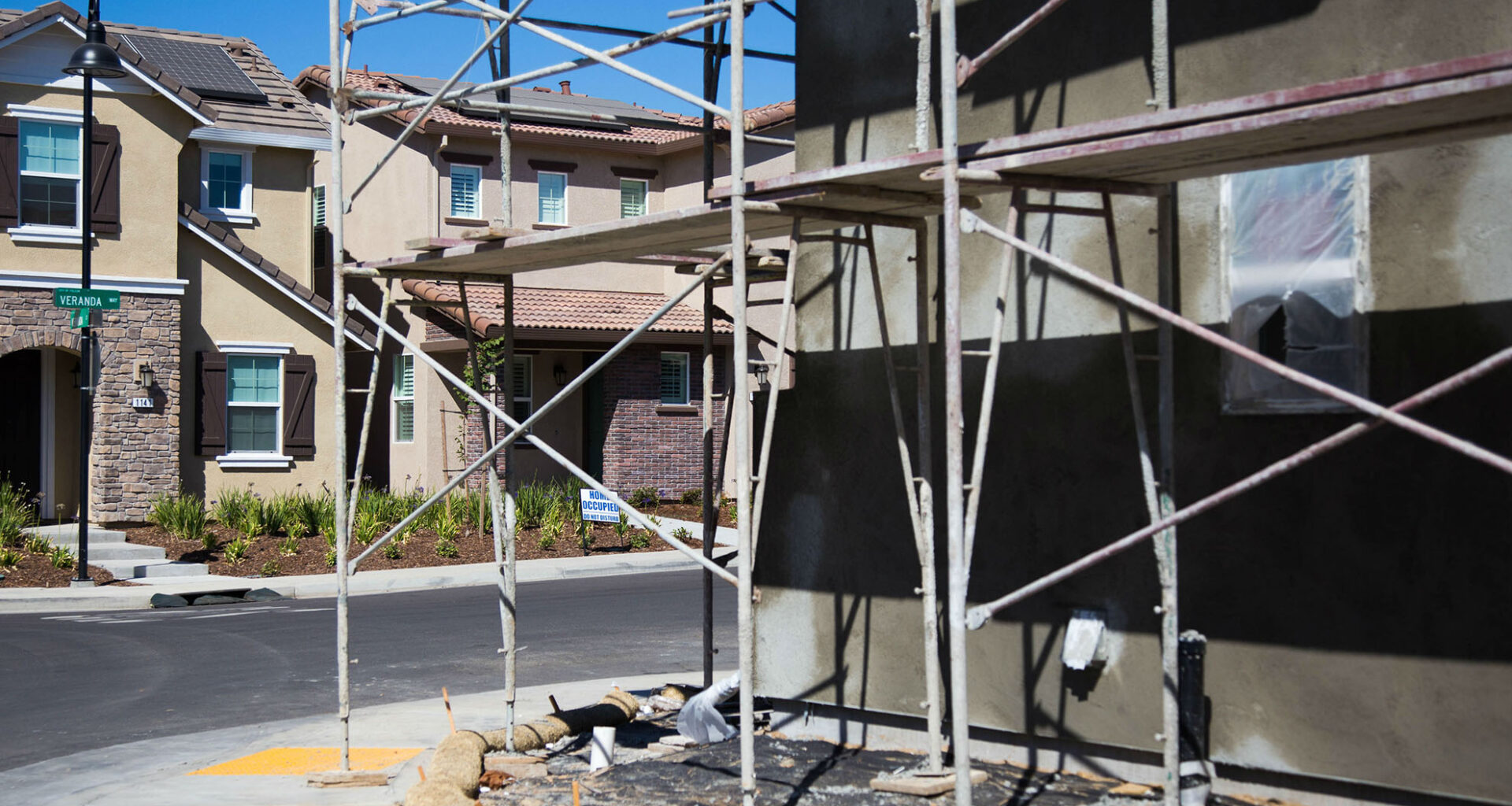 Lawmakers see a need for more factory-built housing in California