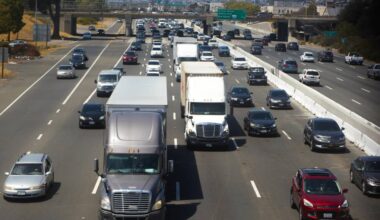 Advocates Worry California Immigrant Truckers Still Face Uncertainty After License Debacle