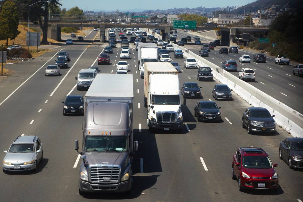 Advocates Worry California Immigrant Truckers Still Face Uncertainty After License Debacle
