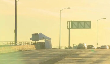 Man killed in car crash near Watts | 2 Urban Girls