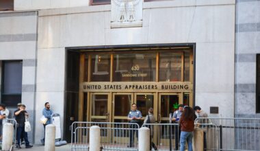 S.F. immigration courts gutted: 21 judges down to 2 after planned departures 