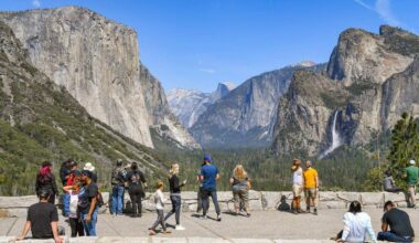 Visit Yosemite CA: Summer 2026 reservations, traffic & safety