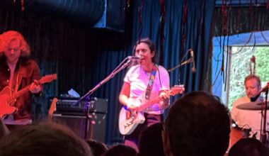 Noise Pop Diary: Illuminati Hotties caped for BOTH, Orcut Shelley Miller thrilled the dudes