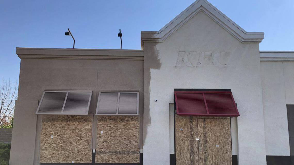 Two more KFC restaurants close in Fresno area