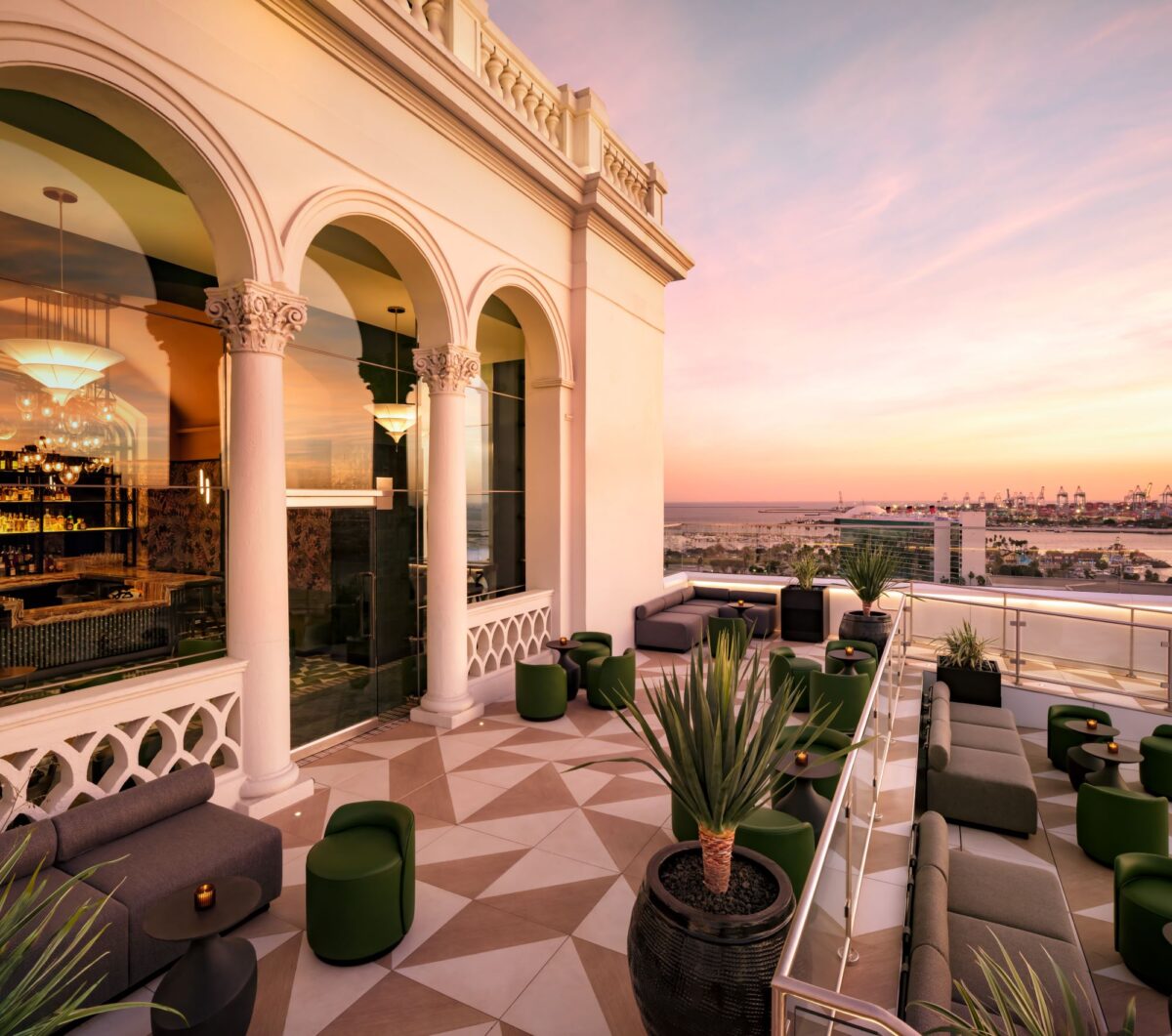 Halo outside at Fairmont Breakers Long Beach