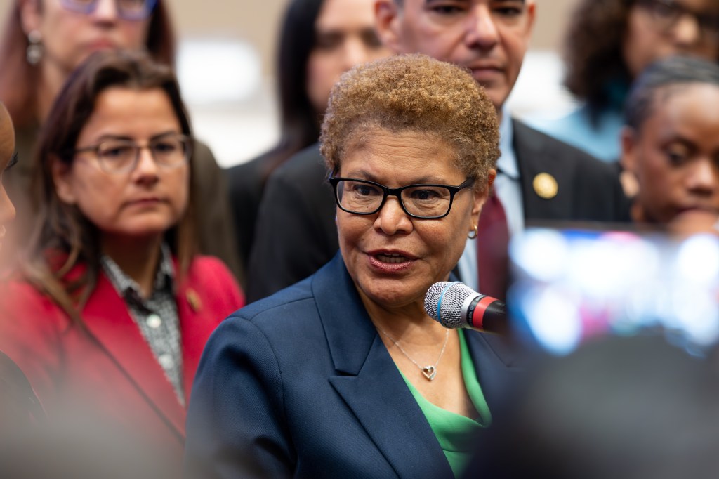 City of Los Angeles prepares cooling centers ahead of extreme heat – Daily News