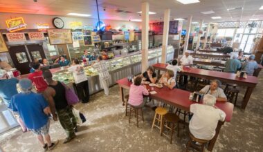 Philippe the Original ends a tradition while another century-old restaurant closes – Daily News