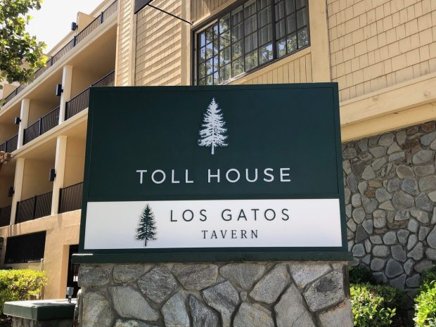 The Toll House Hotel recently resurrected its in-house restaurant, this time as Los Gatos Tavern. The dinner menu includes crab cakes, burgers, a wedge salad and cheesecake. (Photo by Laura Ness) 