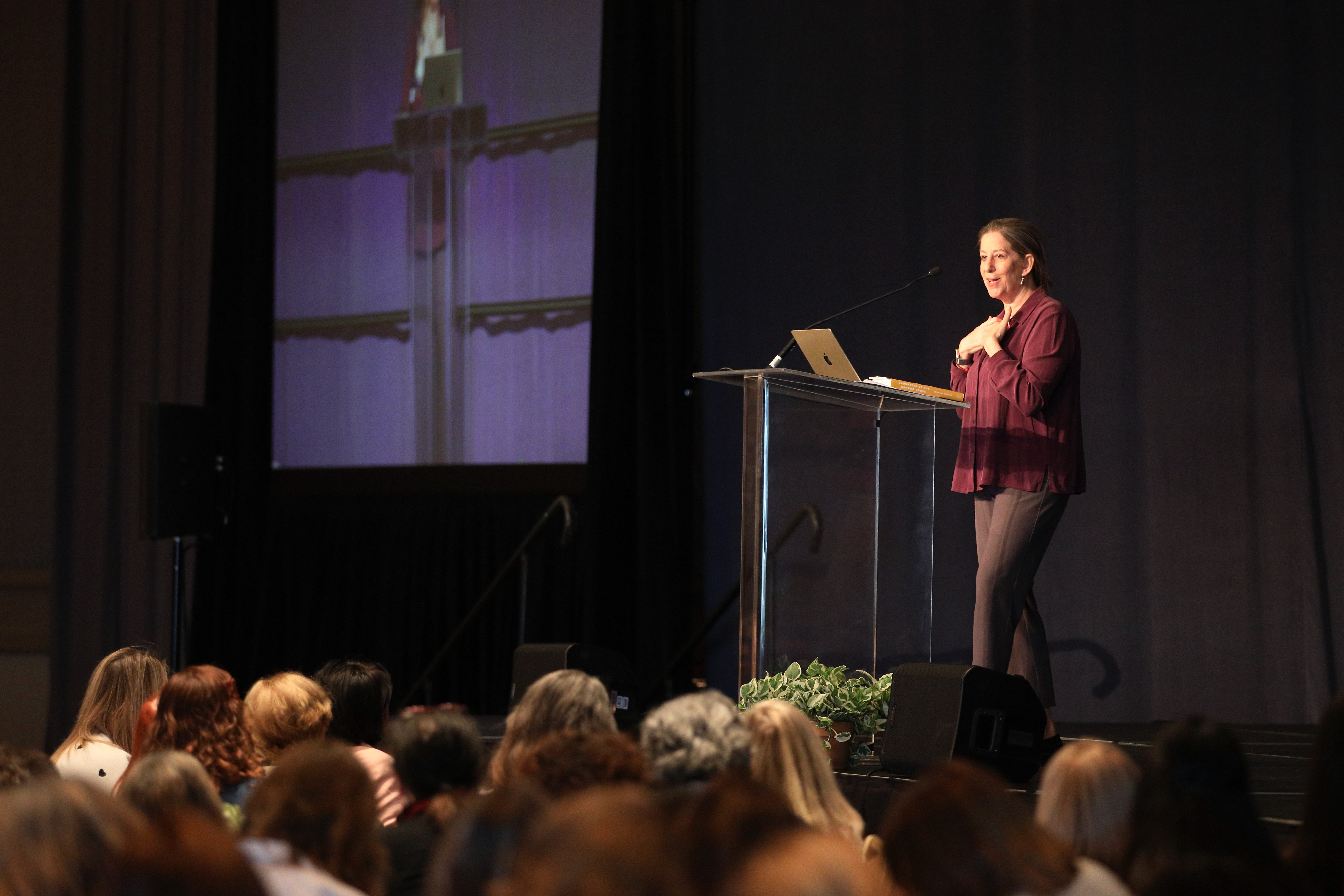 Writer and journalist Barbara Remick discusses her latest book âDaughters...