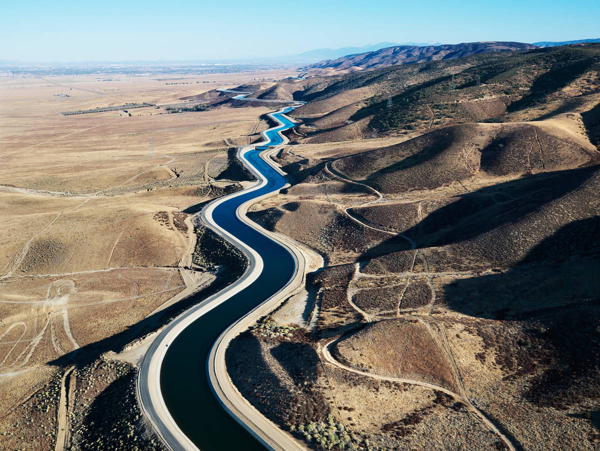 'One Of The Most Impressive And Controversial Engineering Projects In American History:' The Dark History Of The 300-Mile Los Angeles Aqueduct