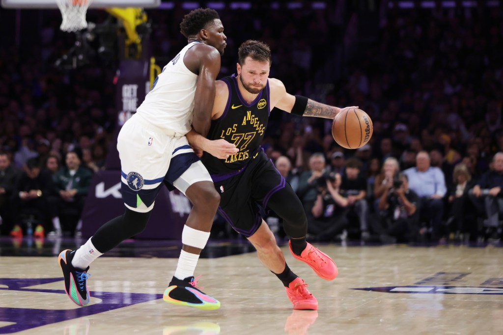Luka Dončić drives to the basket during the Lakers' 120-106 win over the Timberwolves in Los Angeles on March 10, 2026.