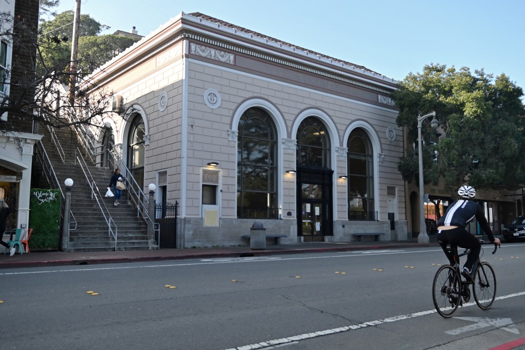 Sausalito resident and hotelier settle lawsuit over 'party deck'