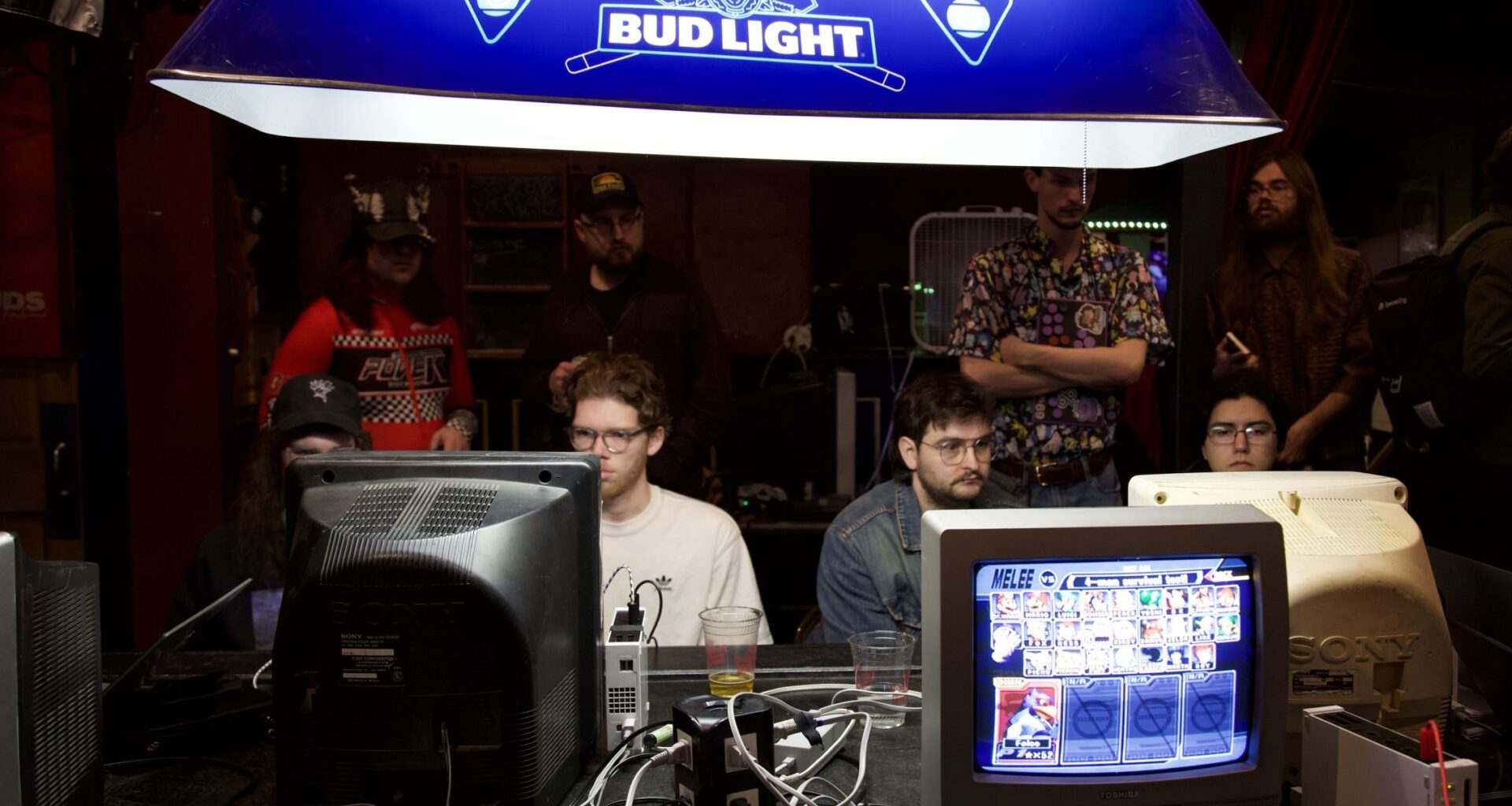 At a Richmond District bar, a 25 year-old Nintendo game lives on