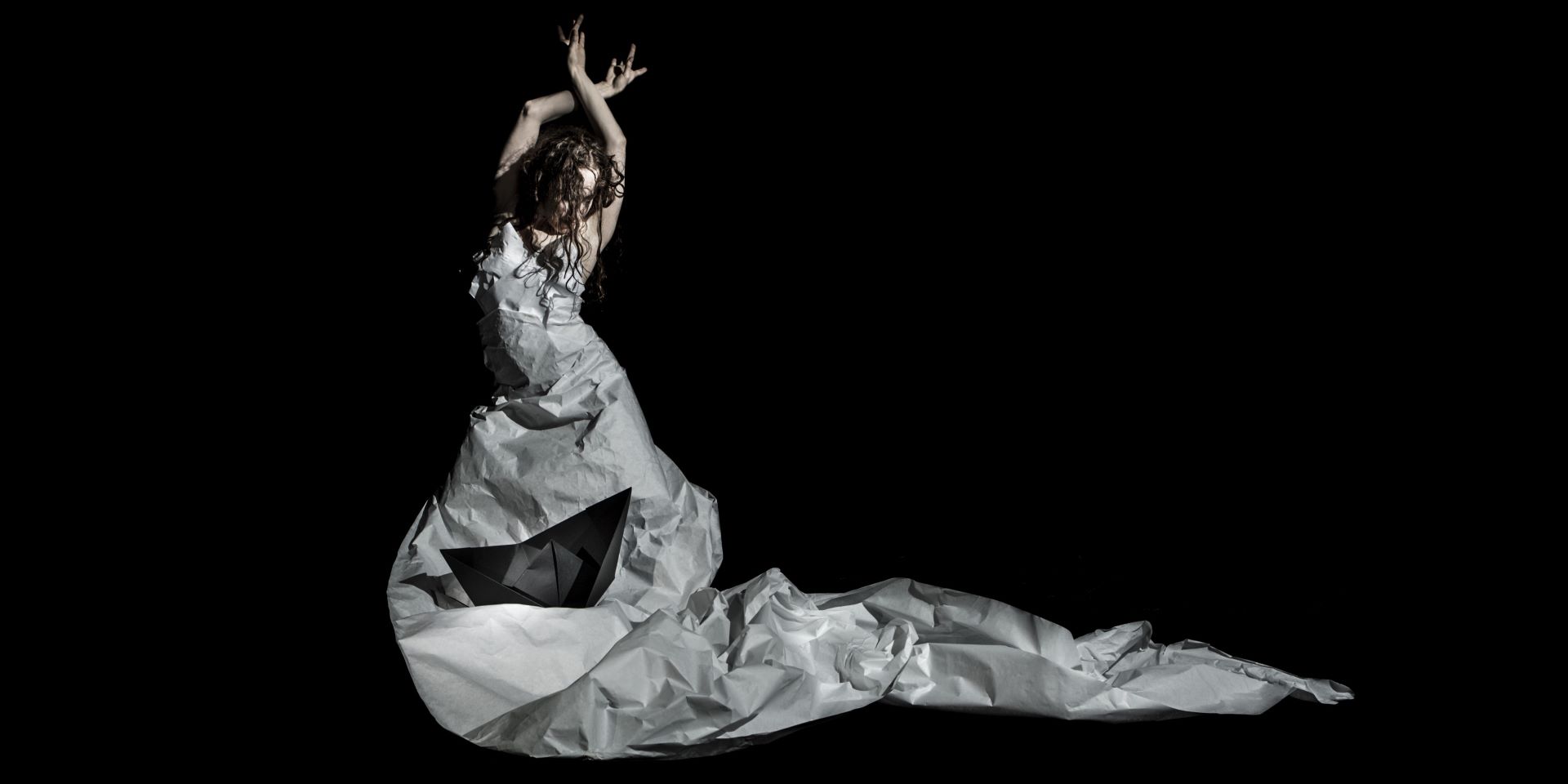 When Contemporary Theater Meets Legacy Flamenco: The Founders of Flamenco Arts International on “Songs From a Sinking Ship”