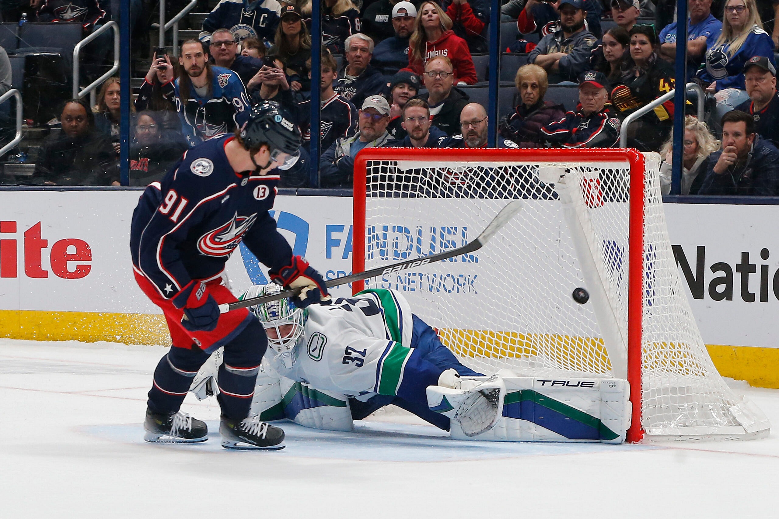 NHL: Vancouver Canucks at Columbus Blue Jackets