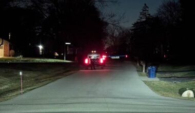 Police urge public to avoid Quarton Road in Oakland County amid barricaded gunman situation
