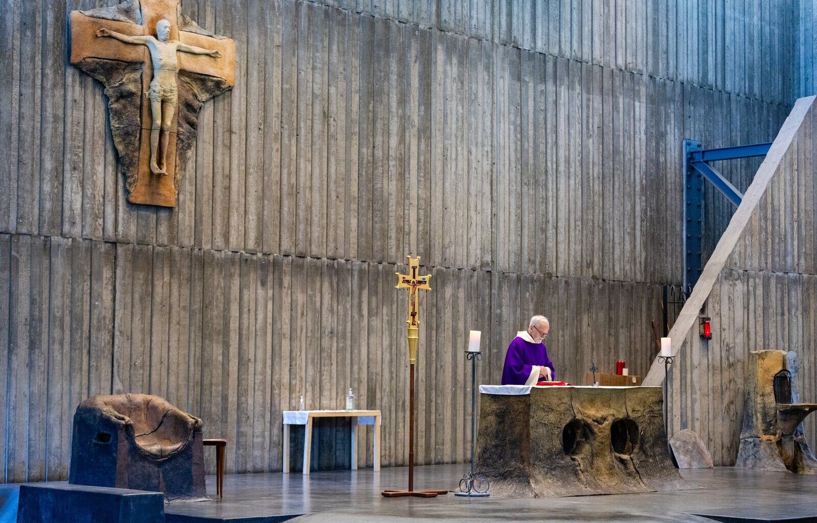 Berkeley church is a brutalist showcase. It needs repairs.