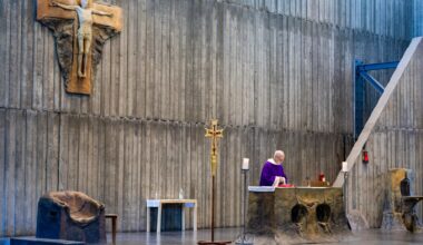 Berkeley church is a brutalist showcase. It needs repairs.