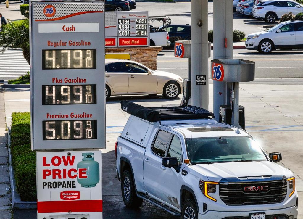 Gas prices in Southern California could push above $5 on Iran attack – Orange County Register