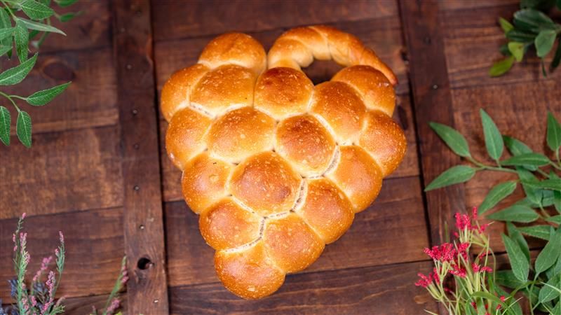 Bunch of Grapes Pull-apart Bread available at the Disney California...