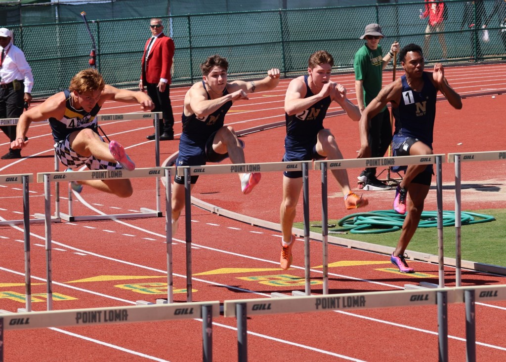 Sterling Bryant takes his top hurdling, relay skills to San Diego Mesa – San Diego Union-Tribune