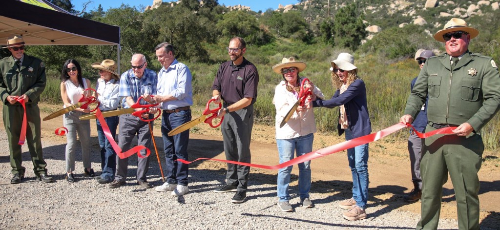 Hikers say new Mount Woodson parking lot will make outdoors more accessible – San Diego Union-Tribune