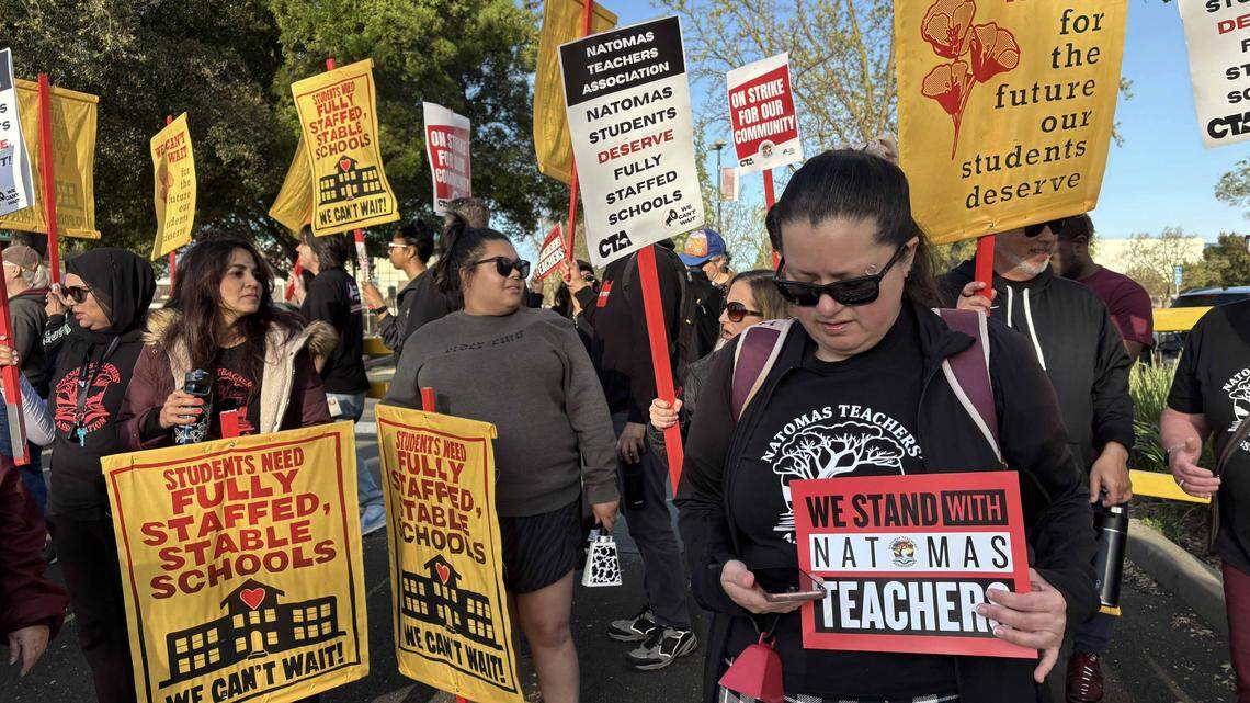 Natomas teachers strike disrupts schools in Sacramento CA