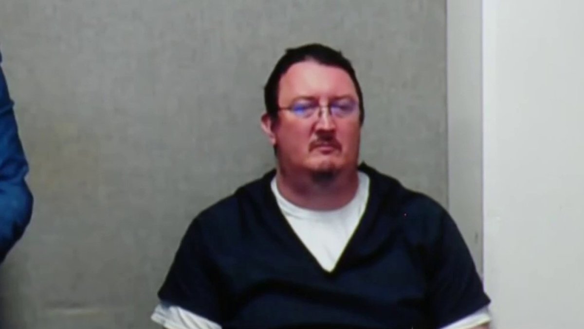 Rancho Bernardo dad sentenced for illegal guns found in school shooting threat investigation – NBC 7 San Diego