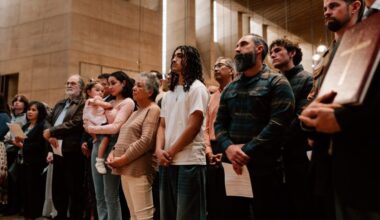 LA Archdiocese gets more than 8,000 Catholic converts for Easter 2026