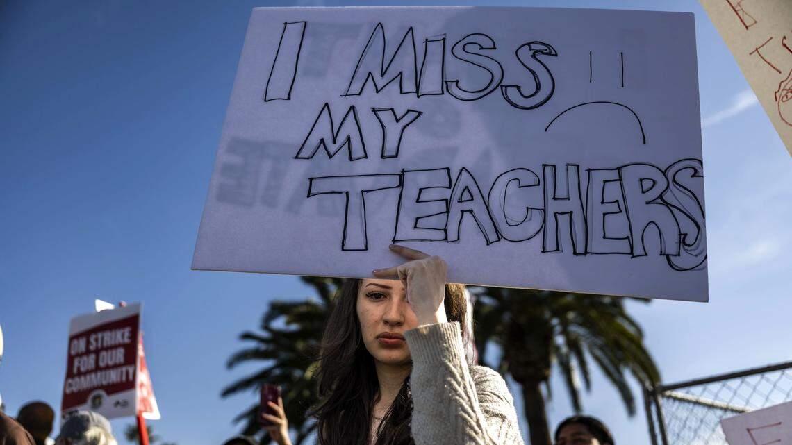 Natomas High students walk out in solidarity with teachers