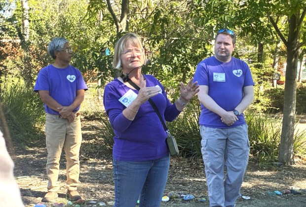 Vicki Amon-Higa talks to new volunteers at Animal Assisted Happiness in Sunnyvale on Sunday, March 8, 2026. (Avani Kumar/Mosaic)
