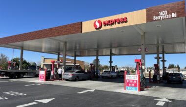 Bay Area gasoline prices soar, fueled by Iran war crude oil volatility