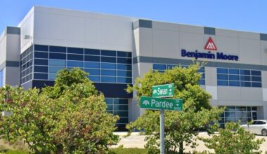 Oakland industrial hub is bought for $100 million-plus in hopeful sign