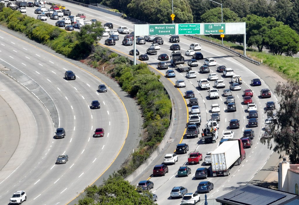 Stockton rappers charged with possessing gun used to shoot rapper DreamllifeRizzy in Oakland