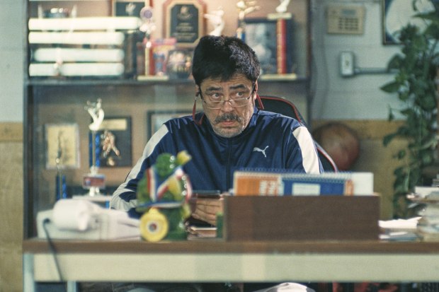 This image released by Warner Bros. Pictures shows Benicio Del Toro in a scene from "One Battle After Another." (Warner Bros. Pictures via AP)