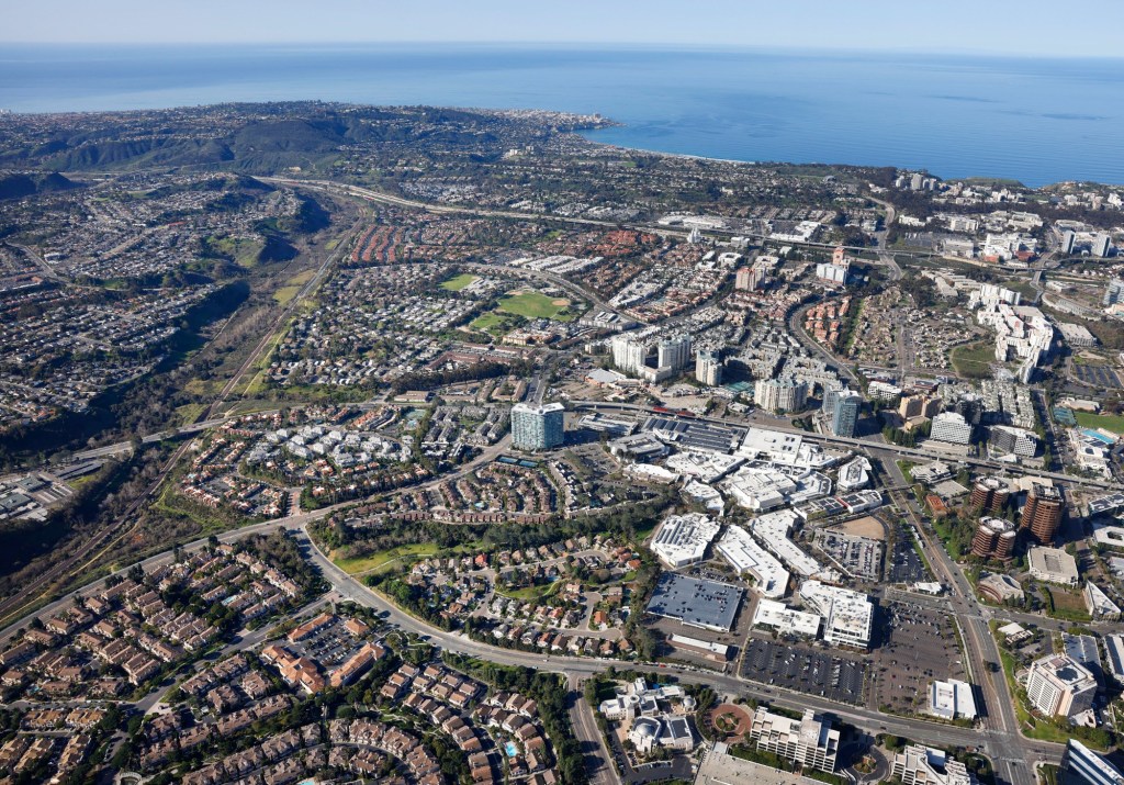 San Diego’s bike-lane push puts University City residents at risk – San Diego Union-Tribune