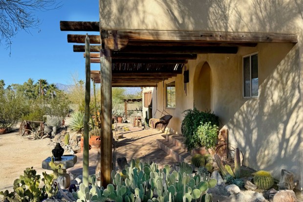 Properties on the Desert Home & Garden tour on March 14 range from rustic Western, shown, to Southwestern style, midcentury-modern, and historic, working farm. (ABDNHA)