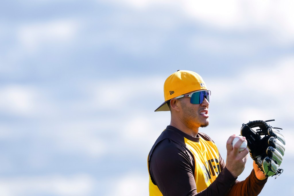 Padres plan to preserve Manny Machado as best they can