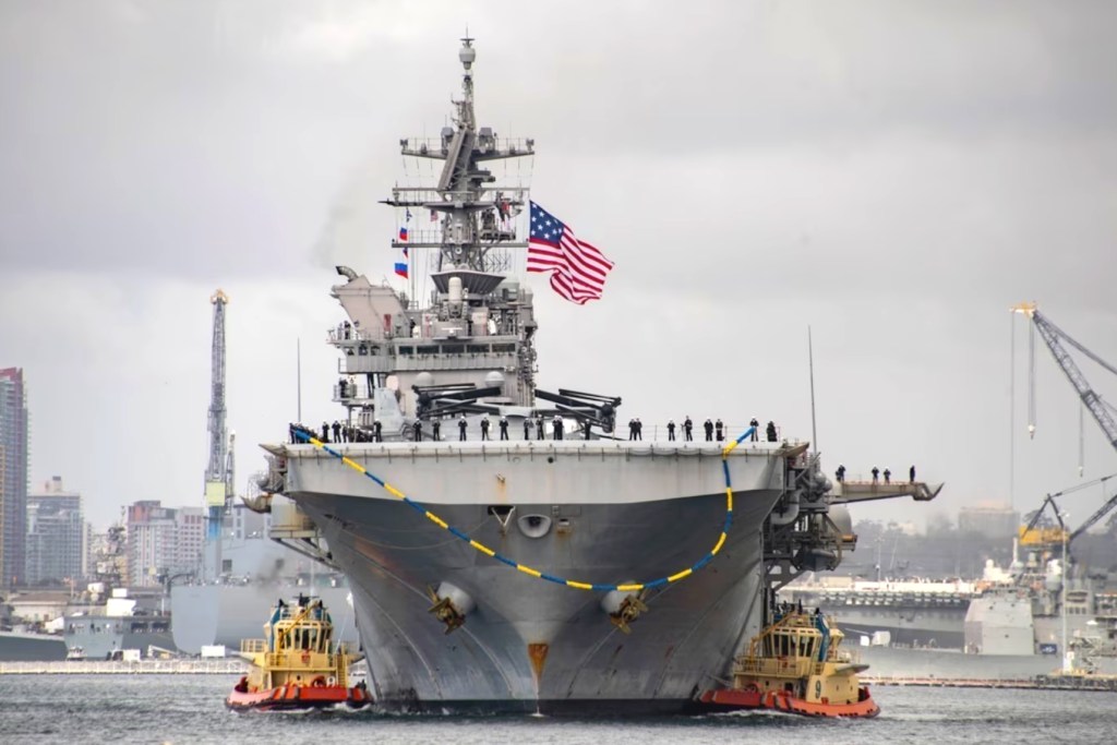 Huge Navy warship formerly homeported in San Diego will transport Marines to Middle East – San Diego Union-Tribune