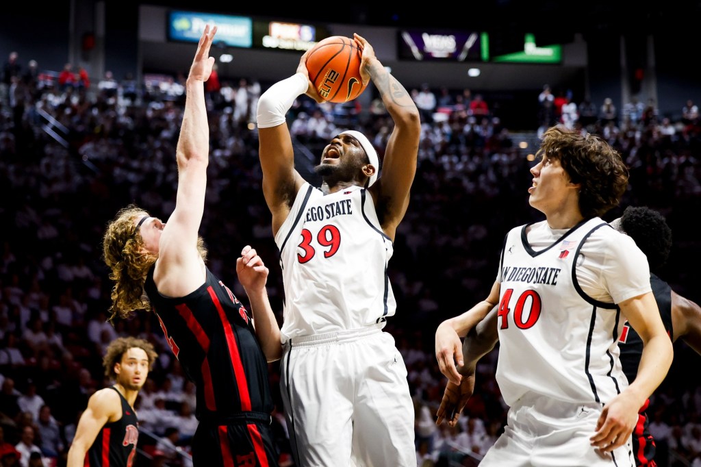Aztecs open Mountain West Tournament with hopes of a season rebound