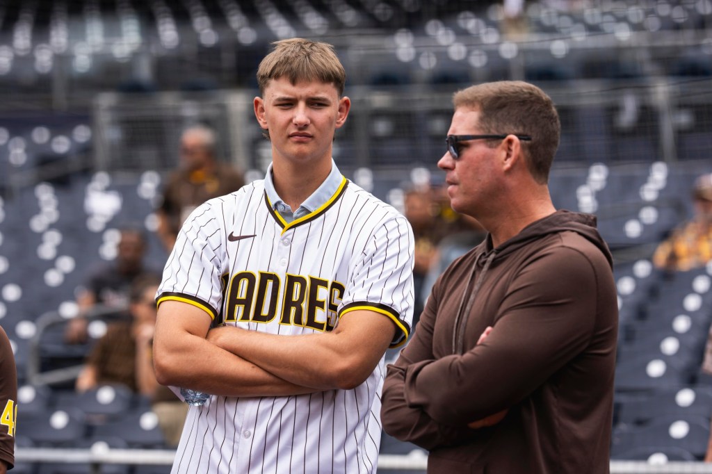 Padres prospect Kruz Schoolcraft has size, skills to become one of minors' best pitchers