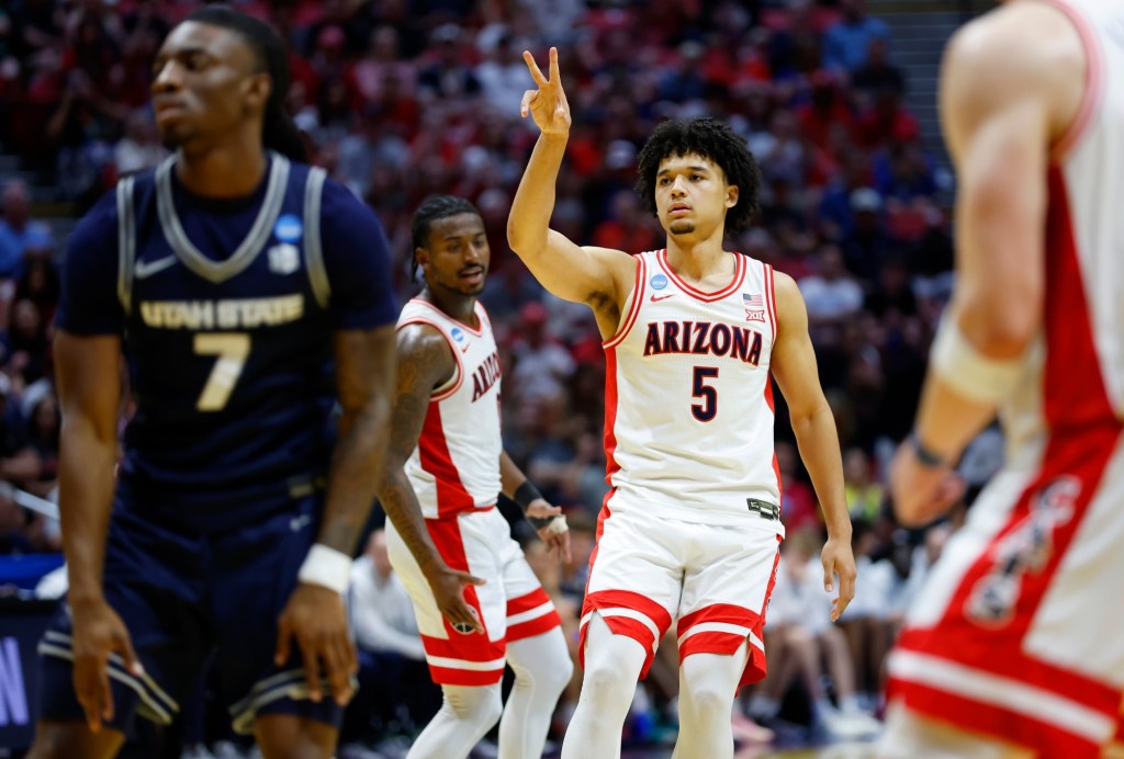 Wildcats survive Utah State's surge, advance to another Sweet 16