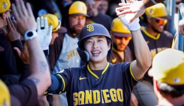 Sung-Mun Song leaves with 'tight' oblique; Matt Waldron, Jason Adam updates