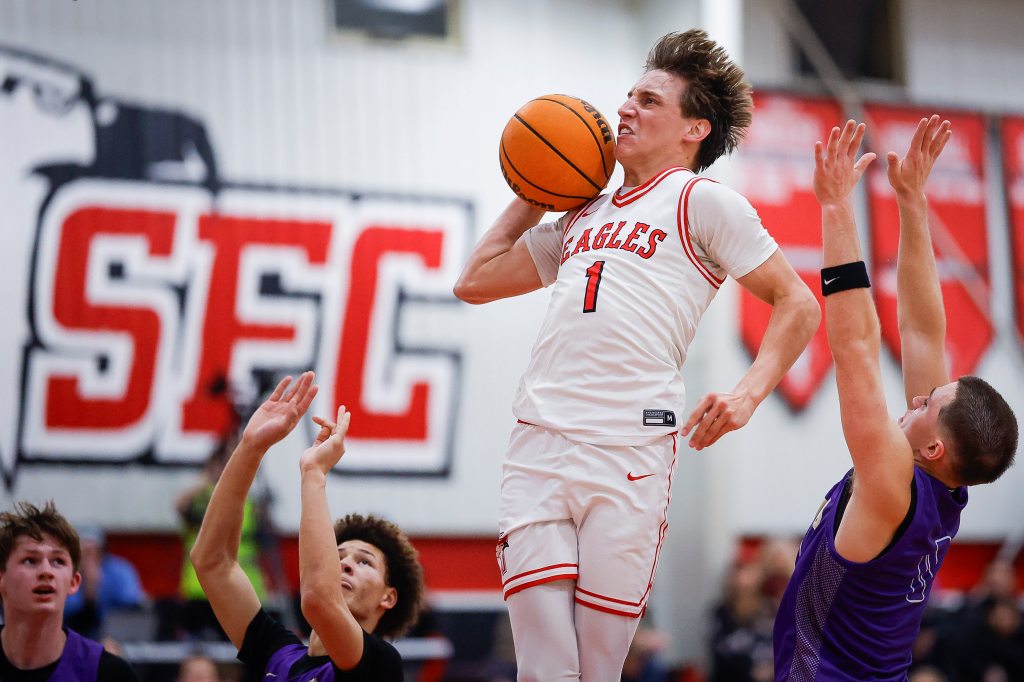 Winter All-CIF teams feature San Diego’s best in basketball, soccer, water polo, wrestling