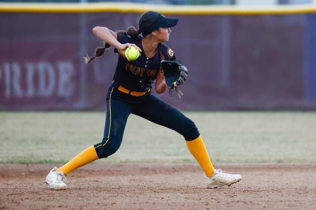 Point Loma rallies late to beat El Cap in softball