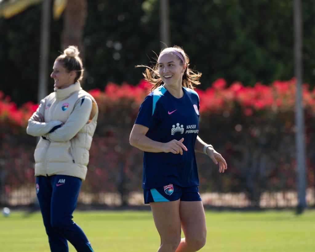 Wave's newest signee has San Diego, soccer ties